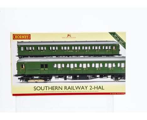 Hornby 00 Gauge R3260 Southern Railway green 2-Hal Set, Driving Car 10771, Trailer 12807, lamp added to front, in original bo