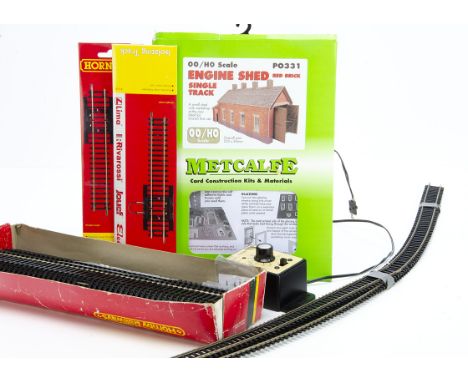 Hornby 00 Gauge Points and Track, including R/H (5), L/H (11), 1st Rad Curves (8), 3rd Rad Curves (6), 4th Rad Curves (6), 2n