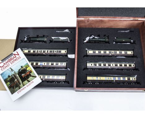 Bachmann 00 Gauge Cambrian Coast Express set in presentation box, comprising BR green 7828 'Odney Manor' and BR green 43XX 2-