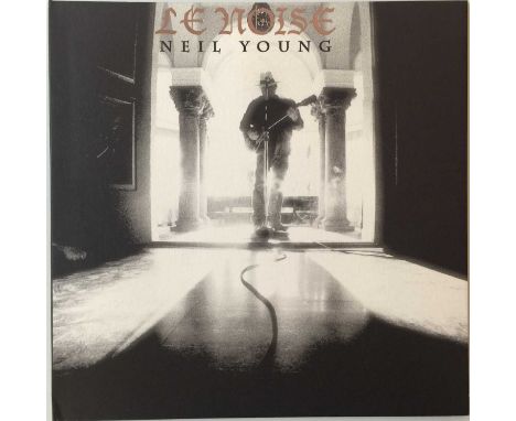 NEIL YOUNG - LE NOISE LP (ORIGINAL 2010 RELEASE - REPRISE 525956-1). The 2010 only pressing of this fantastic album from Neil