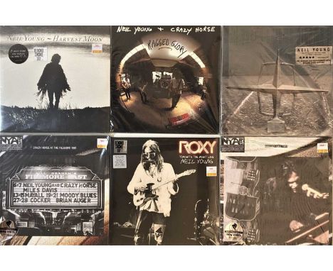 NEIL YOUNG - 90s/2000s ONWARDS LPs. Completely ace selection of 9 x LPs from the 90s/2000s onwards/ Titles are Chrome Dreams 