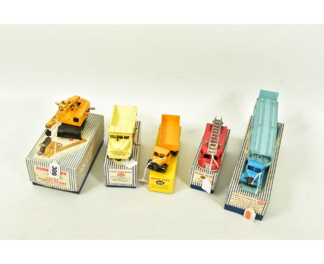 FIVE BOXED DINKY TOYS VEHICLES, Bedford Articulated Lorry, No.409 (earlier version without glazing), Bedford Pullmore Car Tra