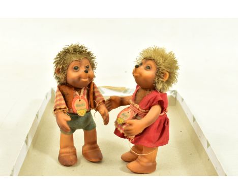 A PAIR OF VINTAGE STEIFF MUCKI AND MACKI HEDGEHOG FIGURES, both with swing tags, both appear complete but have some minor dam