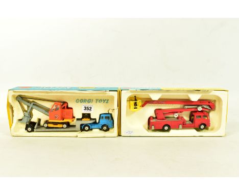 A BOXED CORGI MAJOR TOYS BEDFORD TK MACHINERY CARRIER AND PRIESTMAN CUB SHOVEL, Gift Set No.27, appears complete, in working 