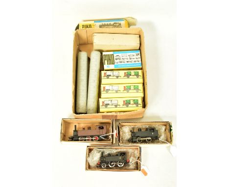 FOUR BOXED HO GAUGE TANK LOCOMOTIVES, assorted continental outline examples by Rivarossi, Electrotren and Piko, to include Pi