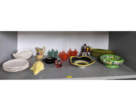 Ceramics and glassware to include a Leonardo collection of the balloon seller, Hornsea and Mailing flower bowls, Shorter Bros