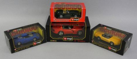 Bburago, 1:24 scale die cast Ferrari 250 GTO, Testarossa, F40, Lamborghini Countach and Mercedes Benz SL300, all boxed (5).