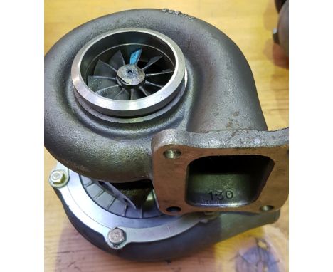 A Garrett turbo, A/R 70 M24.