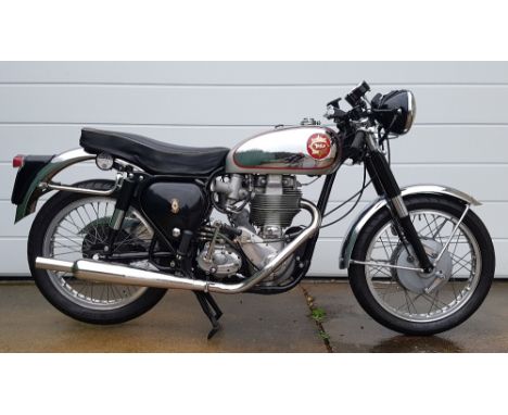 1960 BSA Gold Star, Clubman Trim, 500 cc. Registration number 152 MTD. Frame number CB32 9423. Engine number DBD34 GS 5131. G