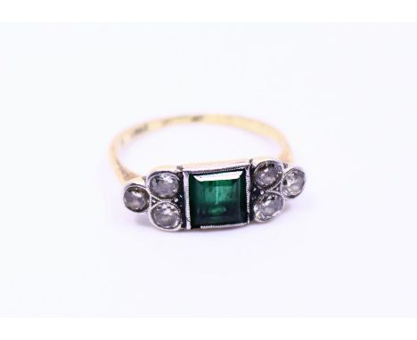 Art Deco diamond emerald ringsize: (L)