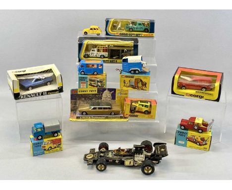 CORGI BOXED DIECAST SCALE MODEL VEHICLES including 112 Rice's Beaufort double horse box, 471 Smith's - Karrier mobile canteen