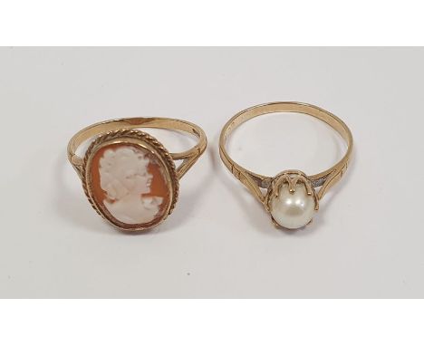 9ct gold and shell cameo ring and a gold and cultured pearl ring, approx 5g gross (2) 