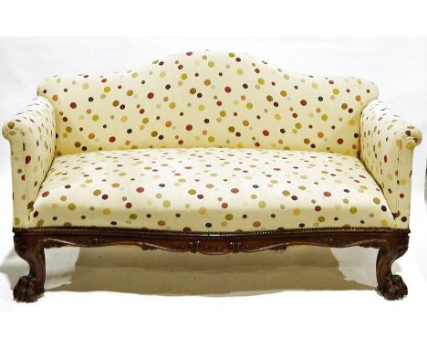 George II-style and possibly late 19th century two-seat sofa / settee, upholstered in a pale ground polka-dot, with carved ha