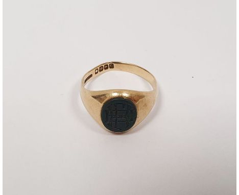 18ct gold signet ring set intaglio monogram carved bloodstone, gross weight 3.4g Condition ReportSize J