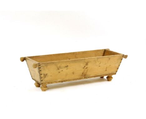 A Victorian pine dough trough, 128cm wide, 43.5cm deep, 36cm high