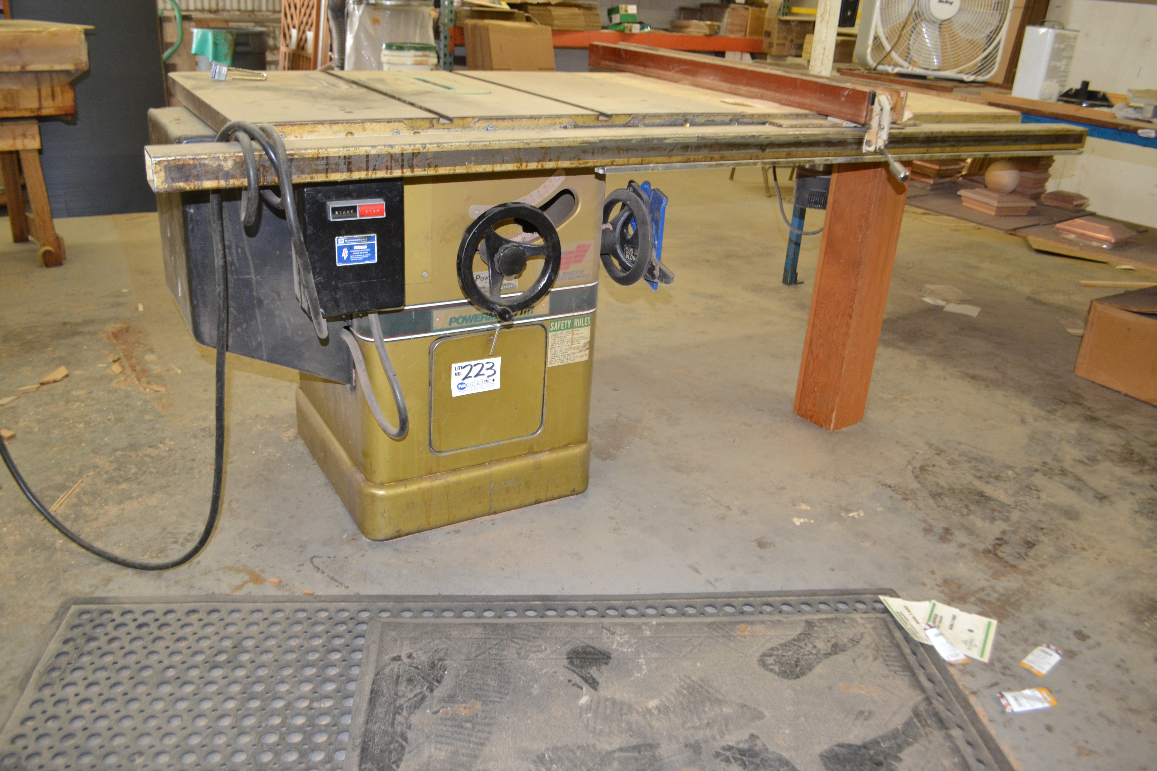 Powermatic Model 66 10" Table Saw s/n 9166587