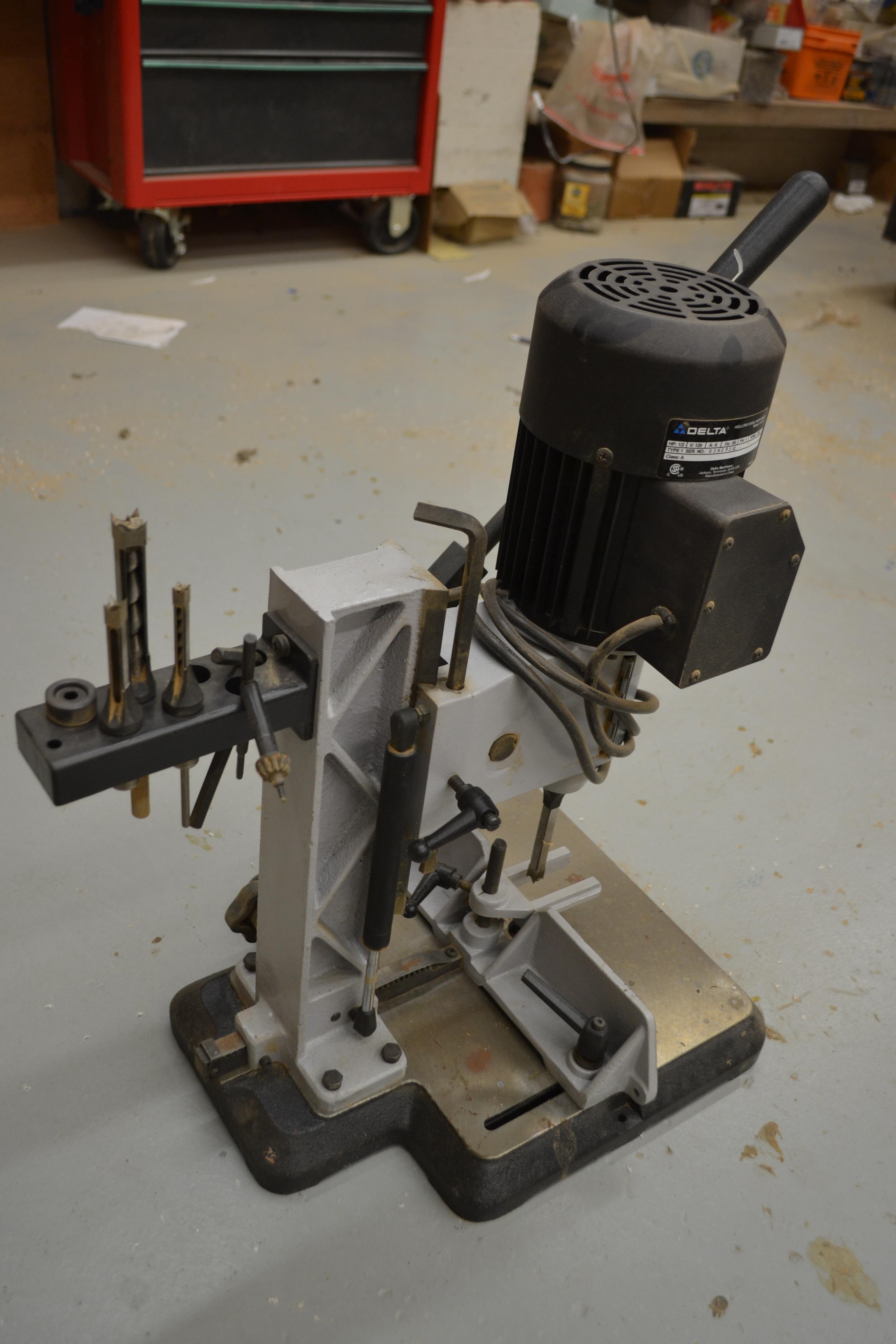 Delta 14651 Hallow Chisel Bench Top Mortising Machine 1/2HP s/n 039252Q