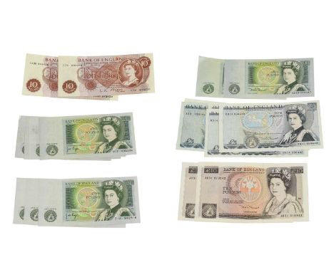 Bank of England, A Collection of 18 x Banknotes comprising: 2 x 10 shillings: O'Brien, 'Portrait' issue, C75 &amp; Fforde 'Po