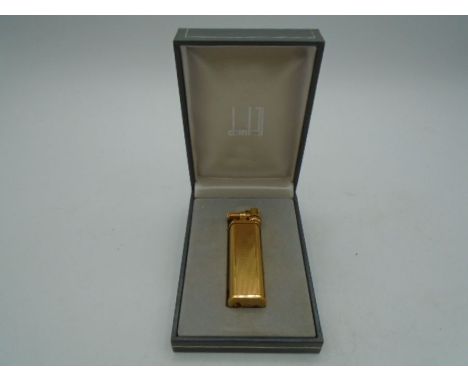 A boxed Dunhill lighter 