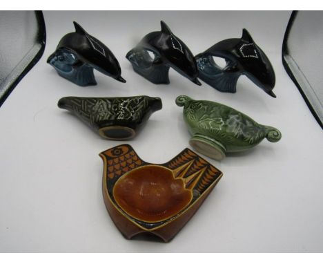 Hornsea bird ashtray, 3 Poole pottery dolphins(one a/f), 2Wade vase and a sauce jug