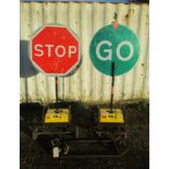 PIKE ROBOSIGN STOP/GO BOARDS WITH TRAFFIC LIGHTS & BATTERY