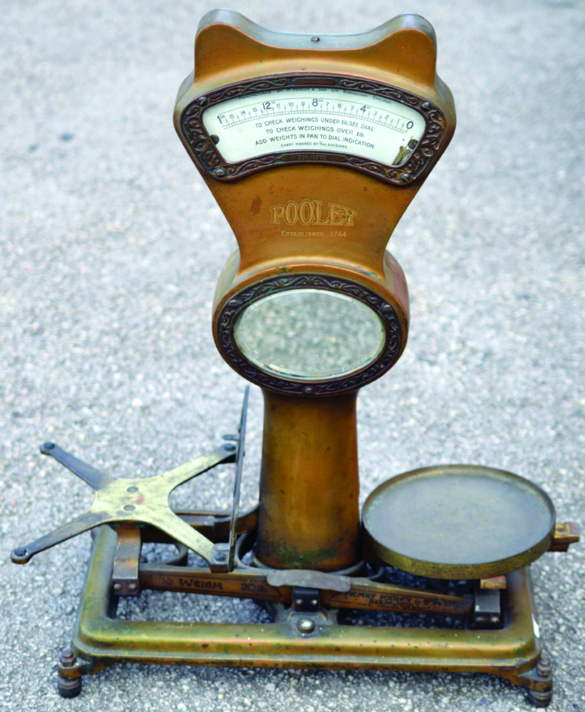 SHOP SCALES. 27.5ins tall, heavy cast iron gold coloured ‘POOLEY