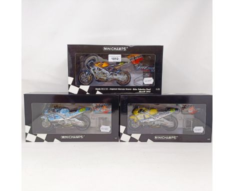 A Minichamps 1:12 scale Honda NSR 500 Mugello 2001 limited edition Valentino Rossi signed motorcycle, with certificate, and t