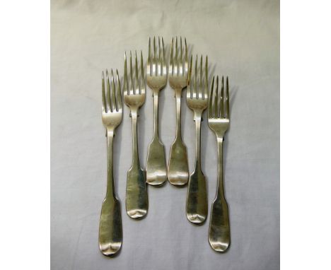 Two pairs of Victorian silver fiddle pattern dessert forks, London 1867 and 1848, one other matched Victorian dessert fork an