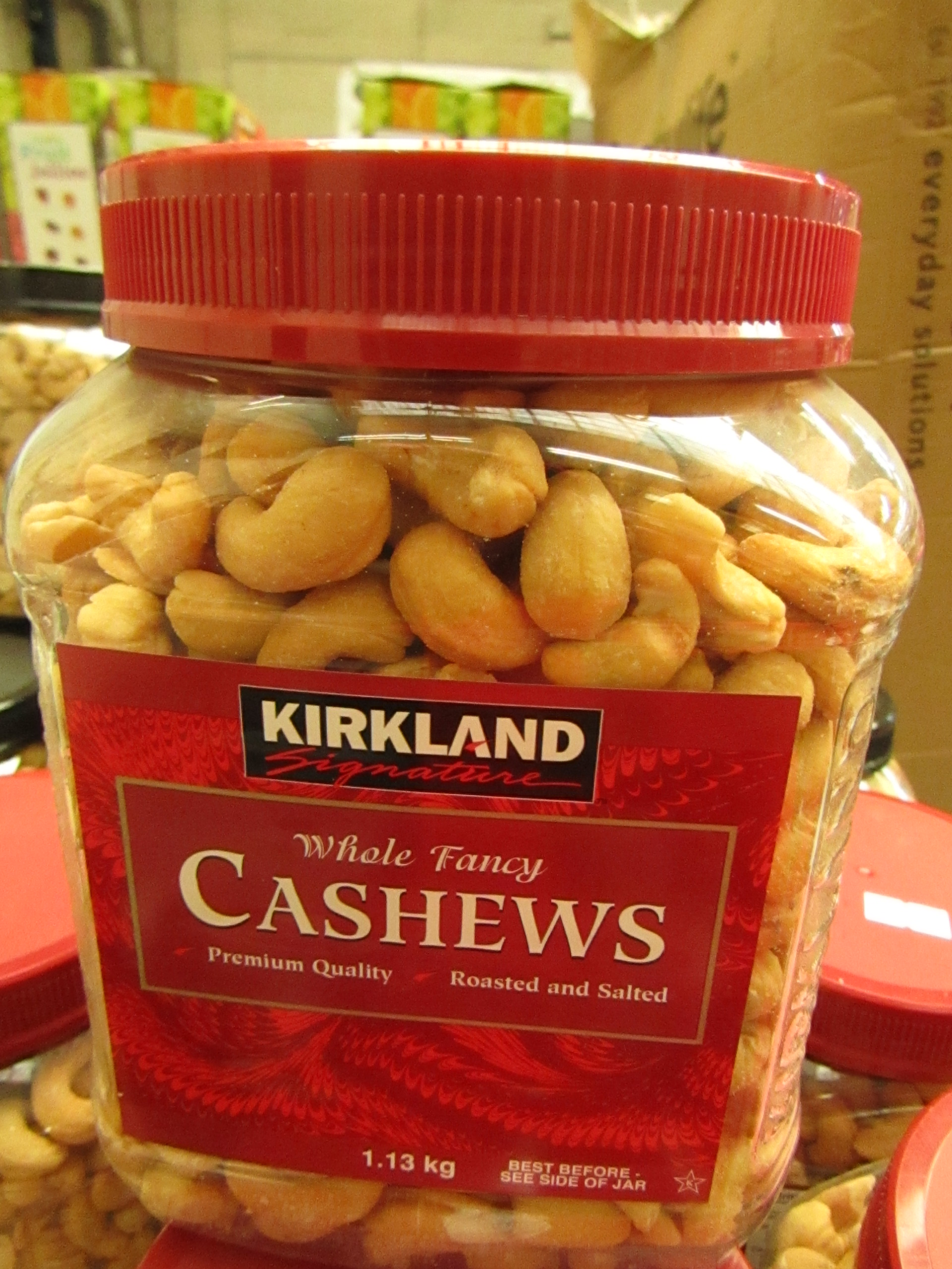 Kirkland Signature Organic Whole Fancy Salted & Roasted Cashews 1.13 Kg new & sealed BB 22 Oct 19