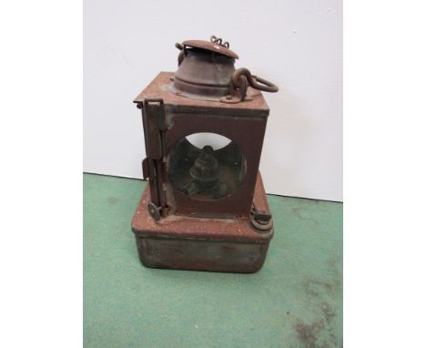 A B.R. (E) signal lamp interior with brass burner
