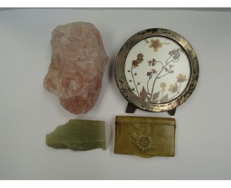 A silver circular photo frame, snuff box and quartz stones  (4)