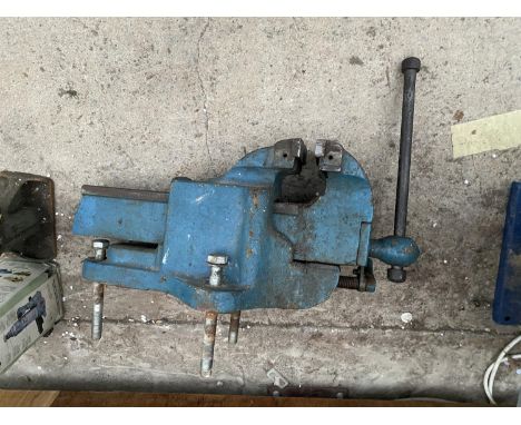 A RECORD BENCH VICE 