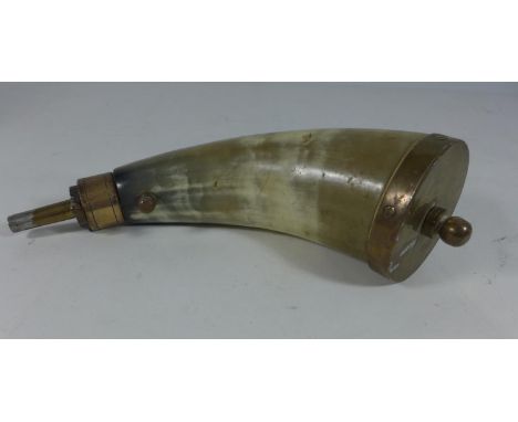 A HORN POWDER FLASK, LENGTH 25 CM 