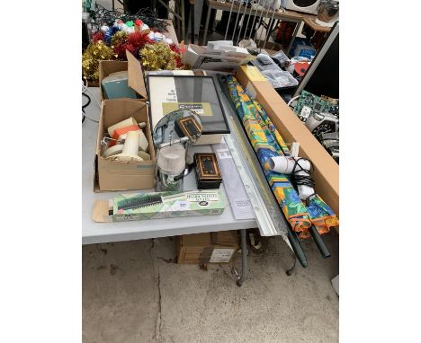 VARIOUS ITEMS TO INCLUDE AN ELECTRIC STYLING BRUSH, MIRROR, LAMP,PARASOL, NEW CREAM CURTAINS 66 X 90 ETC 