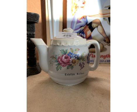 A RARE TALYLLYN RAILWAY CERAMIC HAND PAINTED SMALL TEAPOT 