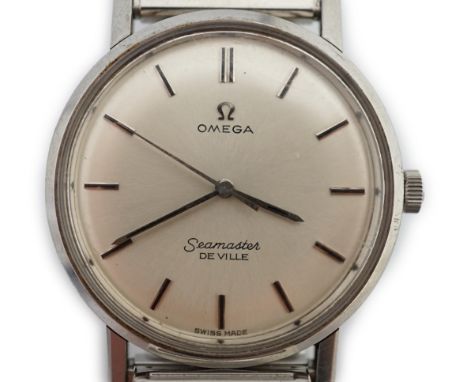 A gentleman's 1960's? stainless steel Omega Seamaster de Ville manual wind wrist watch, with baton numerals, case diameter 32