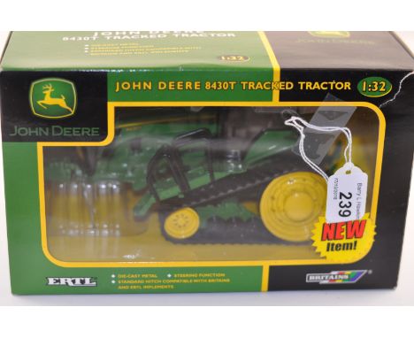 BRITAINS ERTL MODEL 42073 JOHN DEERE 8430T TRACKED TRACTOR SCALE 1:32 BOXED
