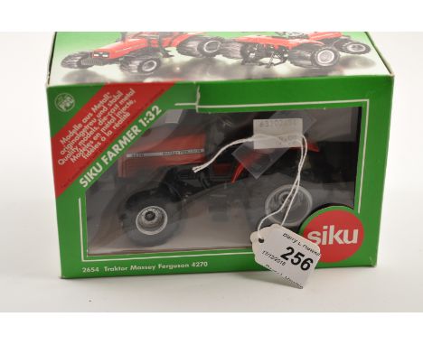 SIKU FARMER MODEL 2654 MASSEY FERGUSON TRACTOR 4270 SCALE 1:32 BOXED