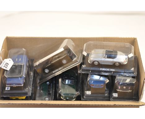 BOX OF 14 MODEL CARS SCALE 1:43 IN PRESENTATION CASES