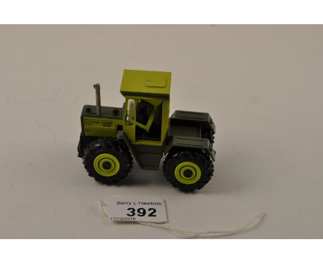 CONRAD MODEL 5017 MB TRACTOR 800 A/F BROKEN DOORS ETC WITH BOX