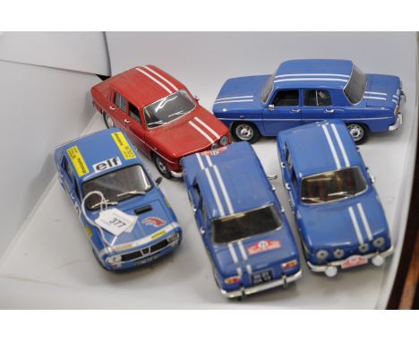 5 SOLIDO MODEL RENAULTS SCALE 1:18 FC