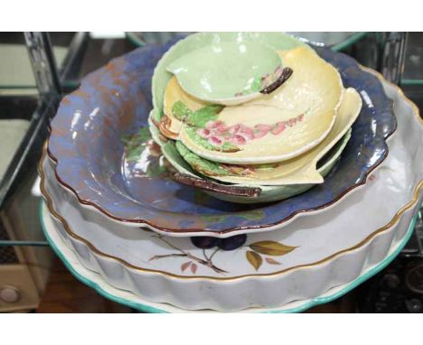 MIXED CERAMICS
including carlton ware leaf dishes, large royal worcester serving dish etc