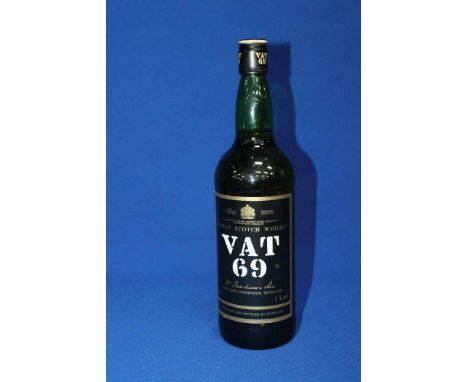 VAT 69 WHISKY
Blended Scotch Whisky. 1 litre, 43% volume. 