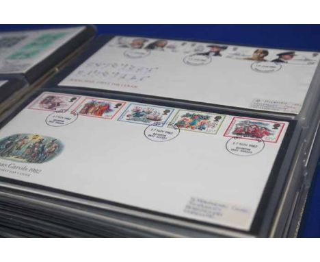 LOT OF FIRST DAY COVERS
four albums