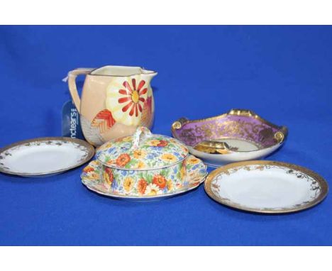 LOT OF CERAMICS
including a Copeland Spode blue and white hunting scene cream and sugar, a Royal Doulton 'Iris' pattern cream