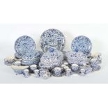 Konvolut von 48 Kaffee-/Tee- und