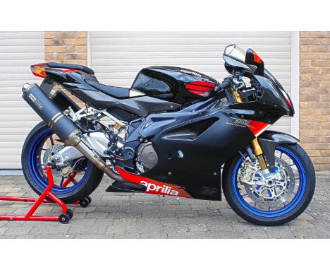 2004 Aprilia RSV 1000 R Factory, registration number AE 04 RVW, frame number ZD4RR00004S005684, engine number R08122182. Apri