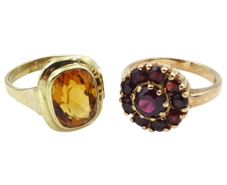 Gold single stone citrine ring and a gold garnet cluster ring, both hallmarked 9ctCondition Report:Approx 7.5gm, both rings s