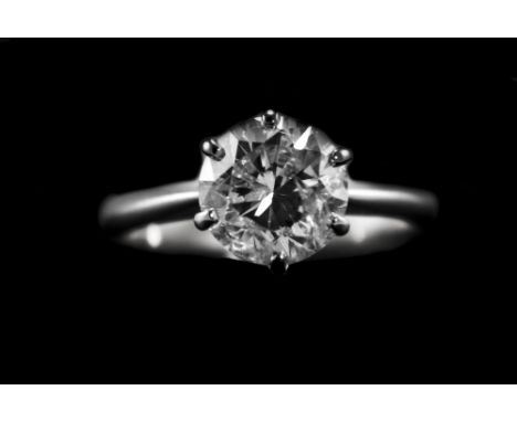 18ct Gold Set Single Stone Diamond Ring, The Round Brilliant Cut Diamond of Good Quality. Est Diamond Colour I-J. Est Clarity