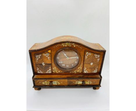 A Vietnamese Clock